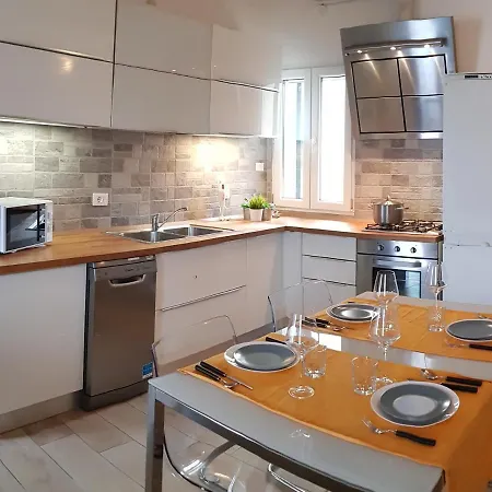 La Maison De Andre Apartament